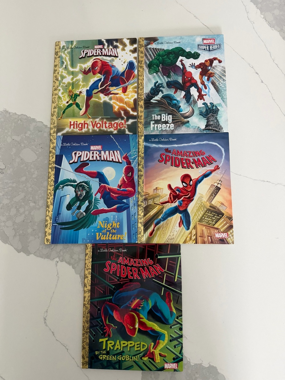 New Marvel Spider-Man Character Encyclopedia & 5 Golden Books - Picture 3 of 5
